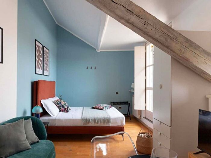 Appartamento monolocale in affitto in Via Verona, Porta Romana Medaglie dOro, Milano