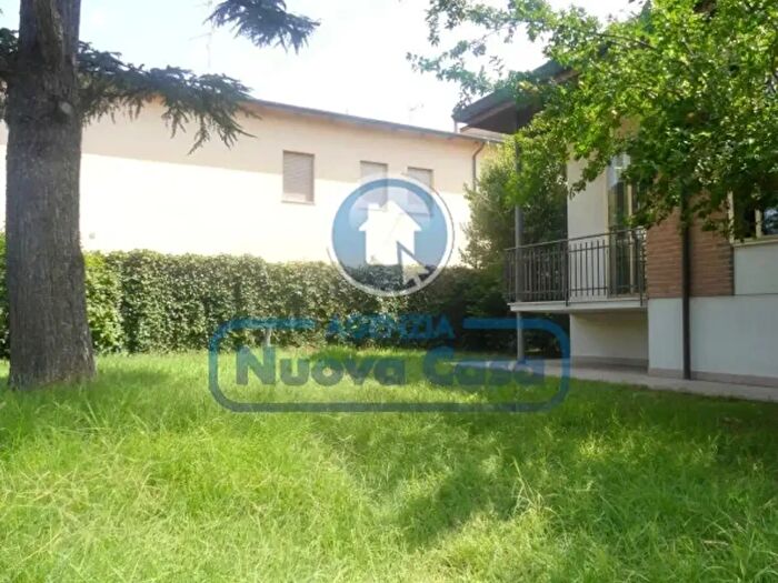 Casa con 5 locali in vendita in Via Aurelio Ravaioli, Ravenna