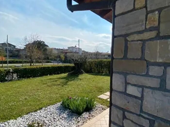Casa trilocale in affitto in Via Sandro Pertini, Moniga Del Garda