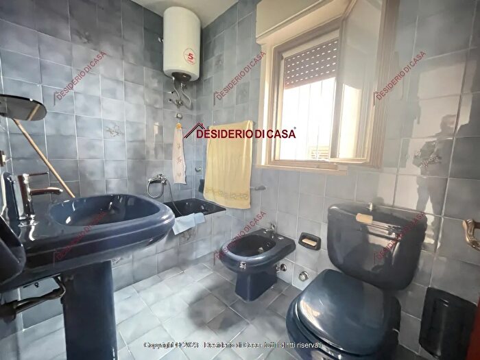 Casa trilocale in affitto in Gratteri