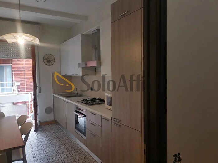 Appartamento bilocale in affitto in Via Bainsizza, Caronno Pertusella