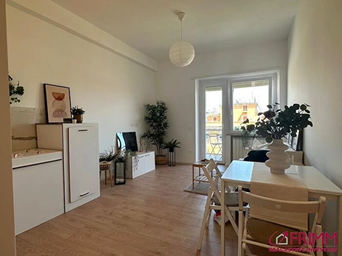 Appartamento bilocale in vendita in Via Oslavia, Roma