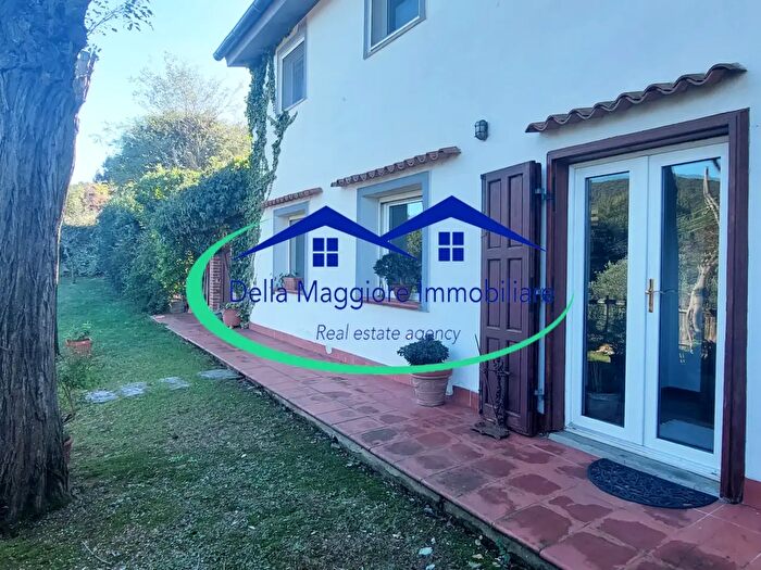 Casa con 7 locali in vendita in Via della Valle Benedetta, Livorno