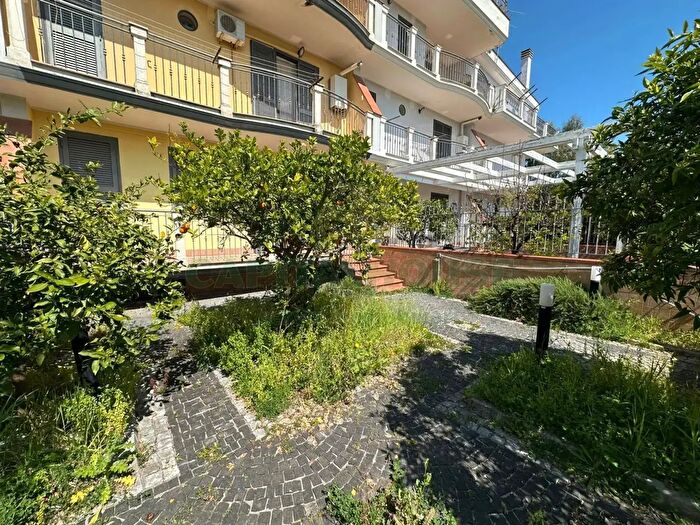 Casa con 7 locali in vendita in Via Nola, San Gennaro Vesuviano