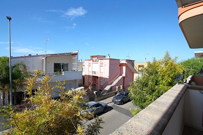 Appartamento con 6 locali in vendita in Via Fabio Filzi, Matino