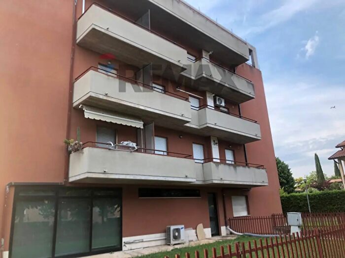 Appartamento trilocale in affitto in Via della Pariglia, Perugia