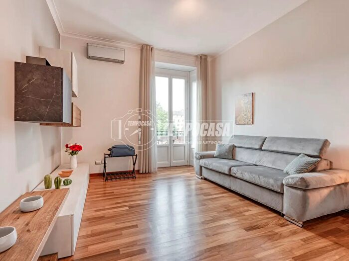 Appartamento trilocale in vendita in Via Venini Giulio E Corrado a Est, Milano