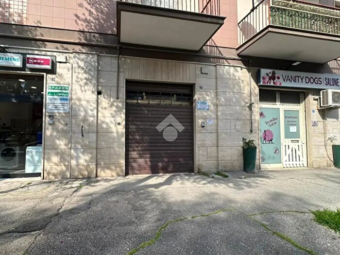 Appartamento bilocale in vendita in VLe Michelangelo, Foggia