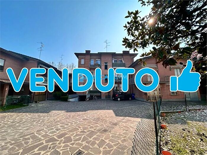 Appartamento quadrilocale in vendita in Via Giugno Novi di Modena Mo, Novi Di Modena