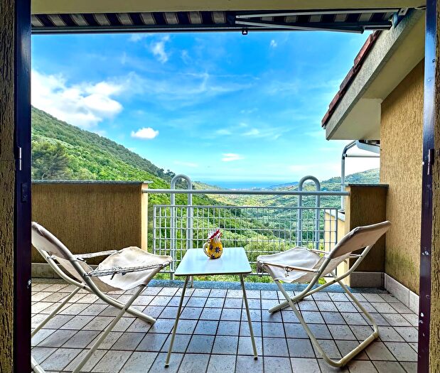 Appartamento bilocale in vendita in Via Villacosta, Diano Arentino