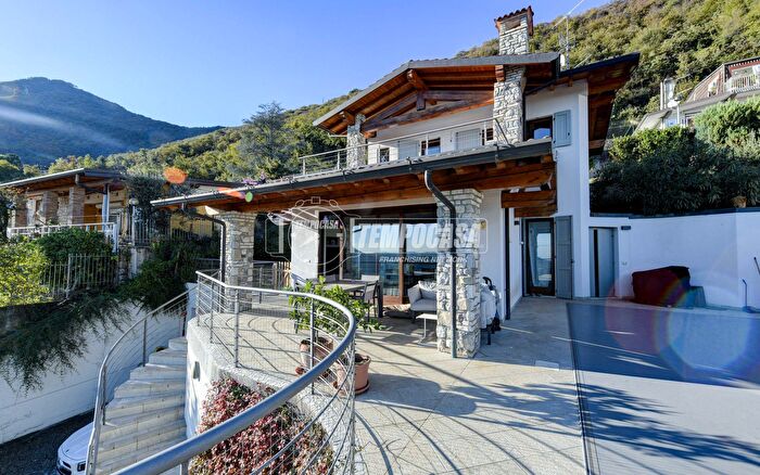 Casa trilocale in vendita in Via Mezzane, Villanuova Sul Clisi