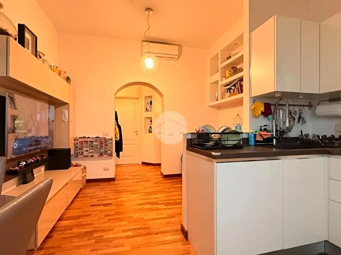 Appartamento trilocale in vendita in Via Cittaducale, Roma