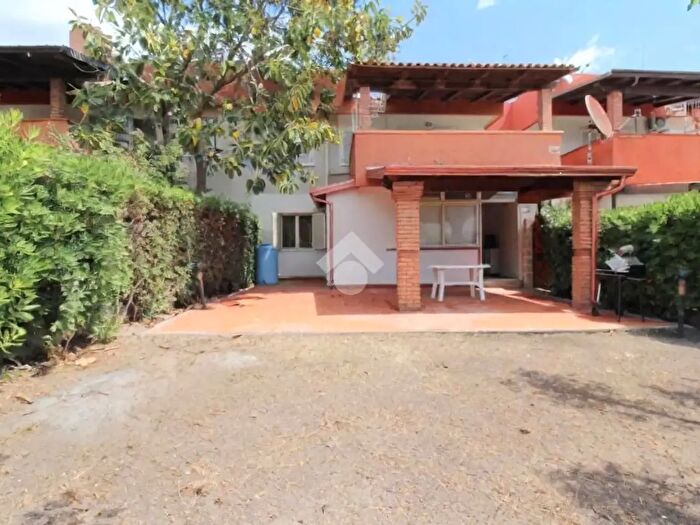 Appartamento trilocale in vendita in Villaggio Santa Cristina, Isola Di Capo Rizzuto