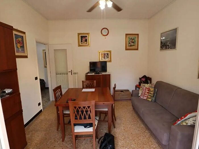 Appartamento trilocale in vendita in Via Doria, Andora