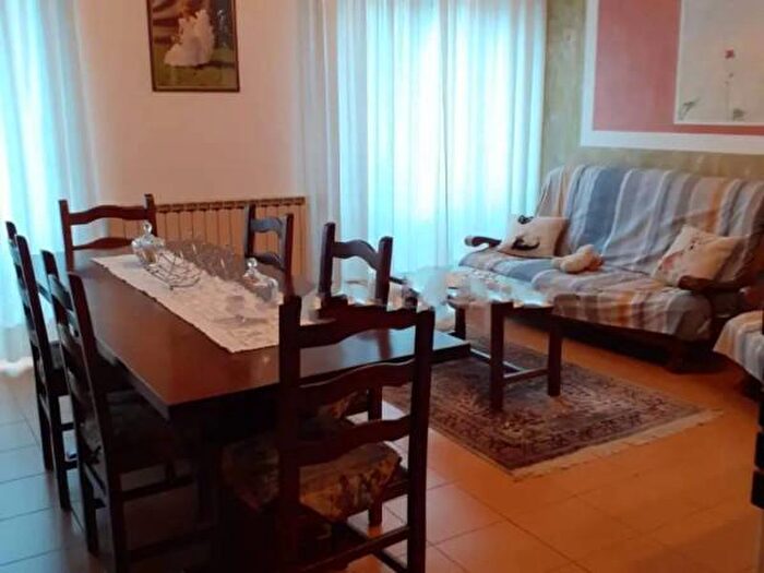 Appartamento monolocale in vendita in Piazza Nazioni Unite, Torrita Di Siena