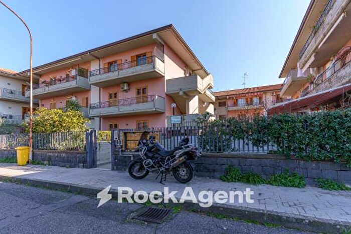 Appartamento trilocale in vendita in Via Archimede, Tremestieri Etneo