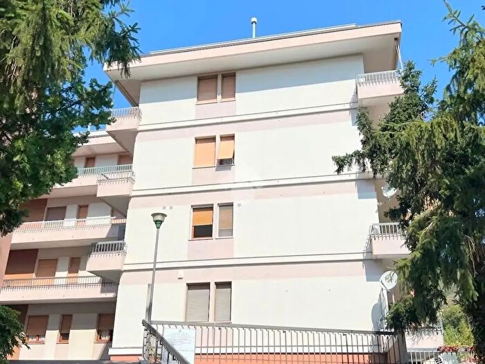 Appartamento quadrilocale in vendita in Via Migliarini, Arenzano