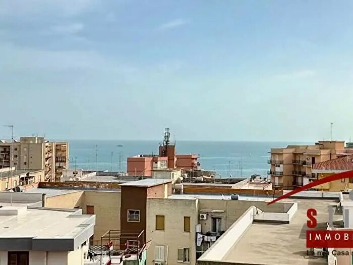 Appartamento con 5 locali in vendita in Viale Tunisi, Siracusa