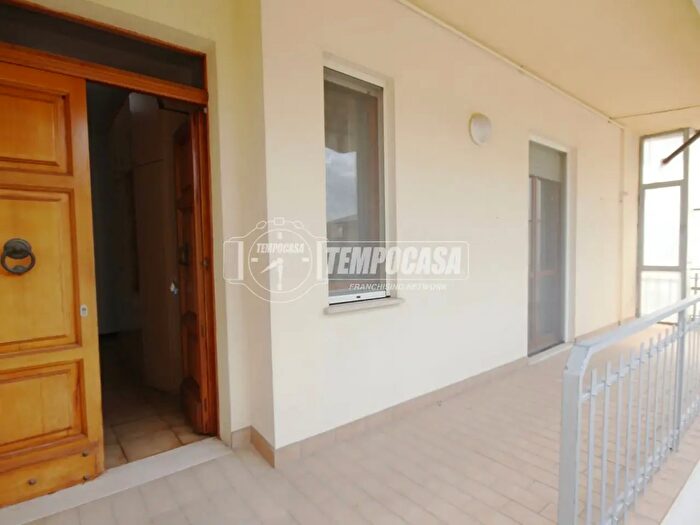 Appartamento con 5 locali in vendita in Via Giudice Elenio Alessandrini, Montappone