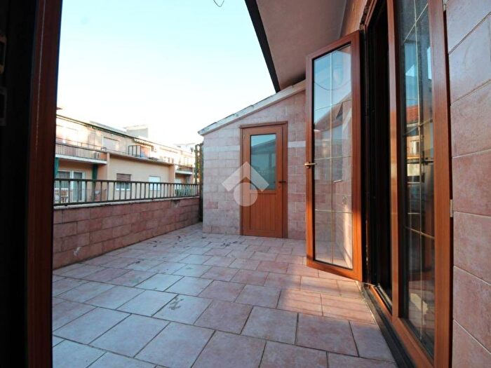 Appartamento trilocale in vendita in Via della Tesa, San Giacomo, Trieste