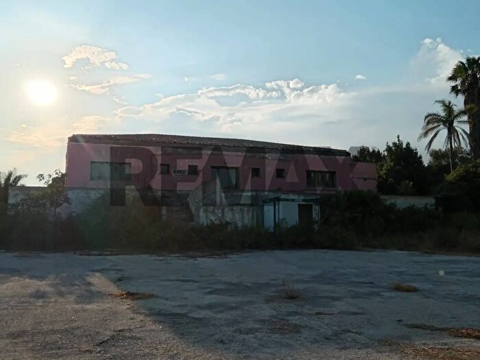 Casa con 10 locali in vendita in Ascari, Siracusa