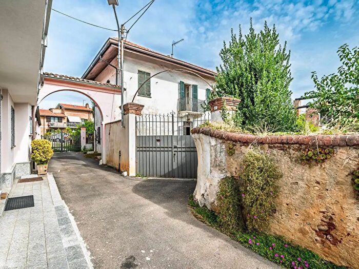 Casa con 6 locali in vendita in Via Giuseppe Griva, Rivalta Di Torino