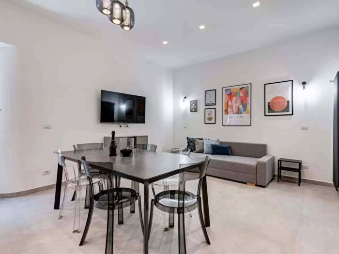 Appartamento quadrilocale in affitto in Via Vespasiano, Prati, Roma