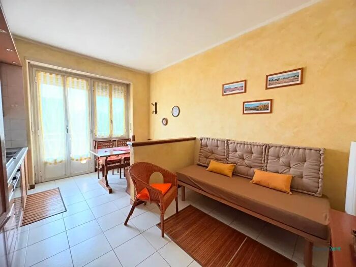 Appartamento trilocale in affitto in Via Giovanni Battista Piranesi, Milano