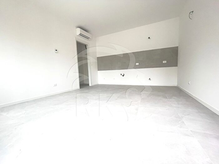 Appartamento bilocale in vendita in Via Triumvirato, Bologna