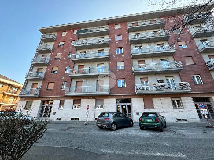 Appartamento trilocale in vendita in Via Nobel, Settimo Torinese