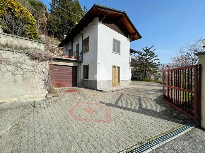 Case in Vendita e in Affitto - 2