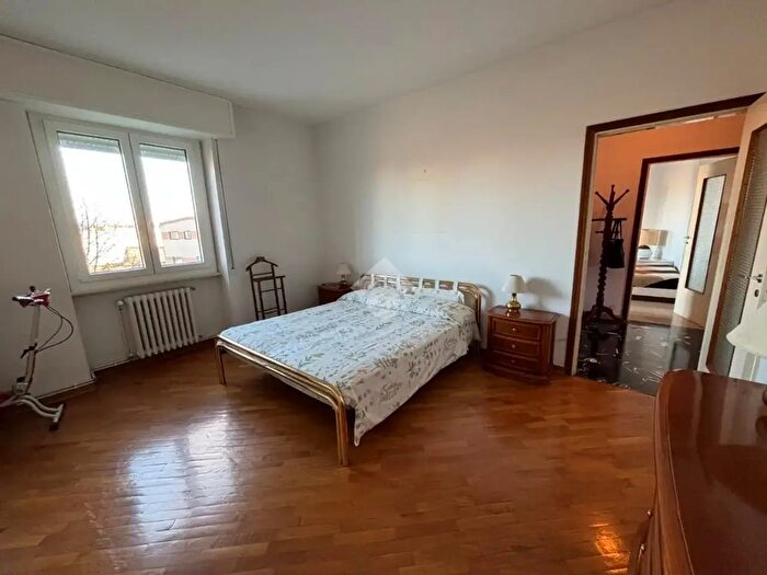 Appartamento trilocale in vendita in Viale dei Mille, Limbiate