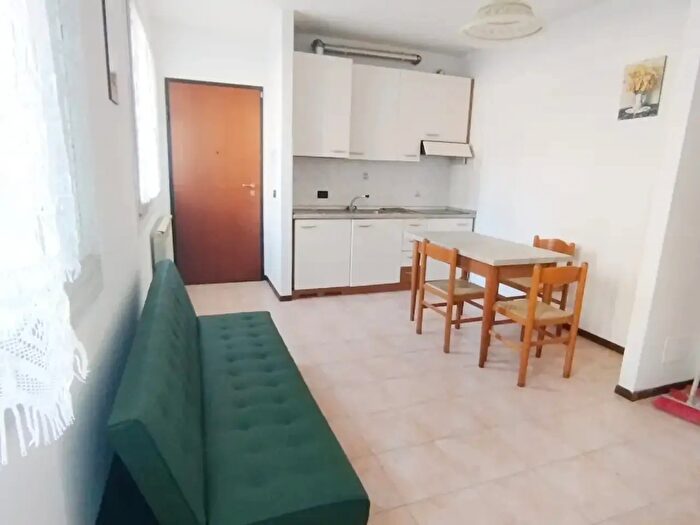 Appartamento bilocale in vendita in Via Porta, Novara