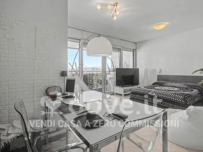 Appartamento monolocale in vendita in Via Gassman, Milano