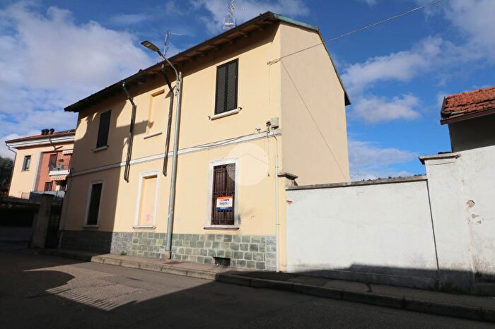 Appartamento con 5 locali in vendita in Via XXIV Maggio, Rho