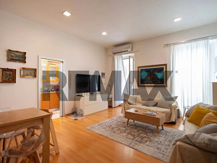 Appartamento con 5 locali in vendita in Via Milano, Catania