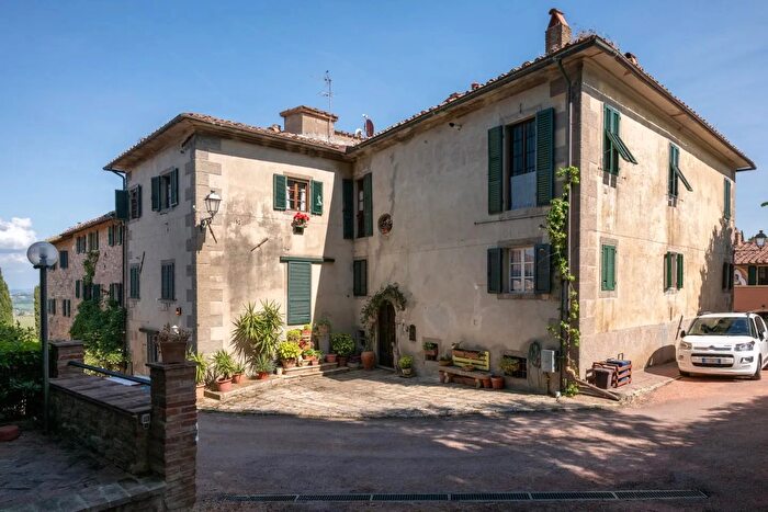 Casa con 10 locali in vendita in Via del Ferrone Casciana Terme Lari, Casciana Terme Lari