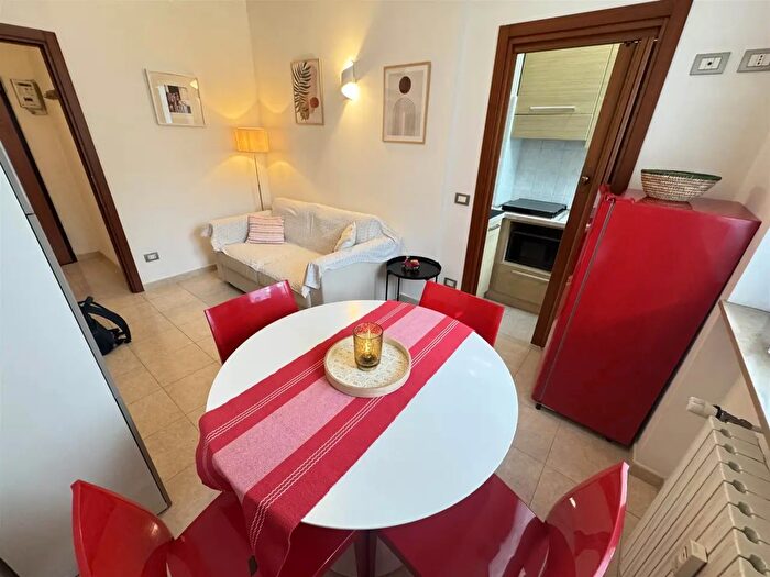 Appartamento bilocale in vendita in Via Carlone, Milano