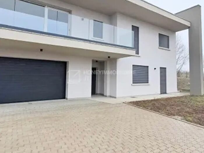 Casa con 6 locali in vendita in Via Giovannino Guareschi, Salsomaggiore Terme