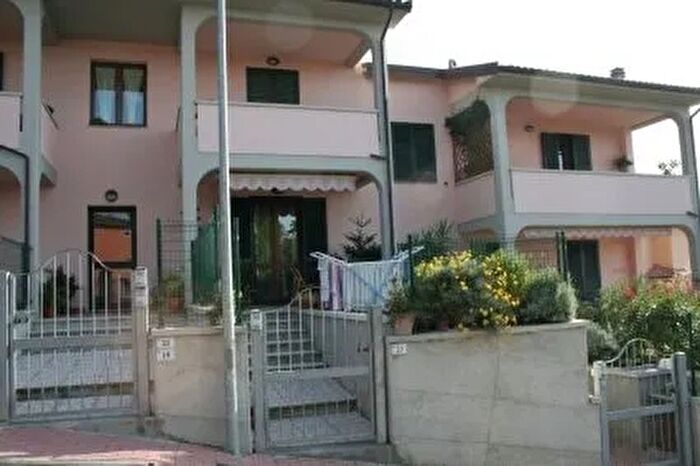 Appartamento bilocale in vendita in Castellina Marittima