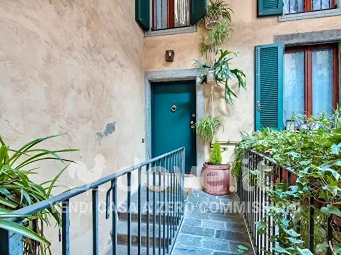 Appartamento trilocale in vendita in Via Pignolo, Bergamo