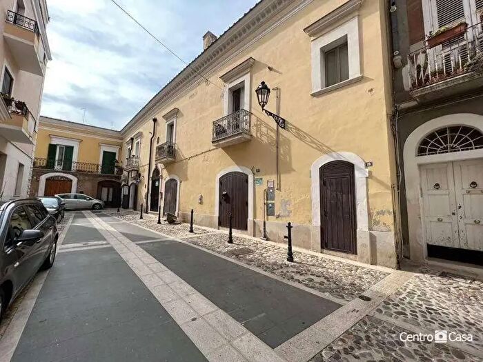 Appartamento trilocale in vendita in Lucera