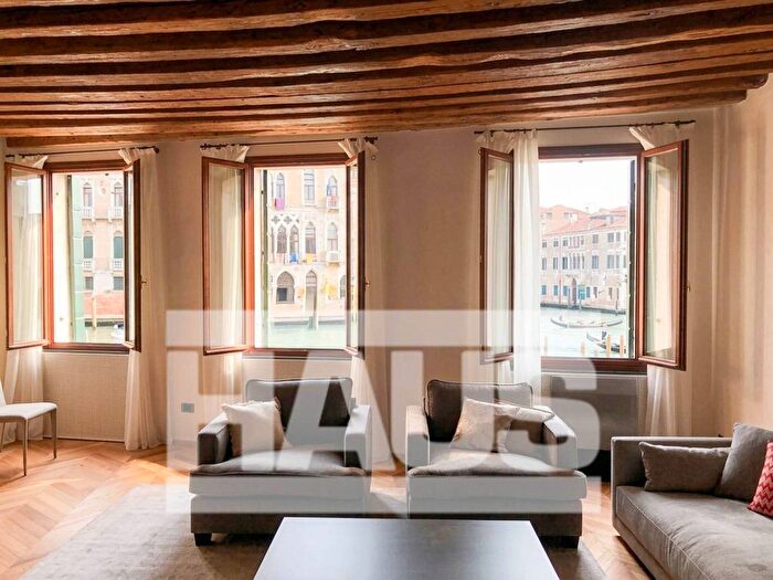 Appartamento con 5 locali in affitto in San Marco, Venezia