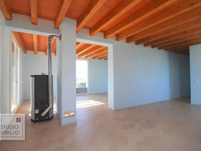 Appartamento quadrilocale in vendita in Commessaggio