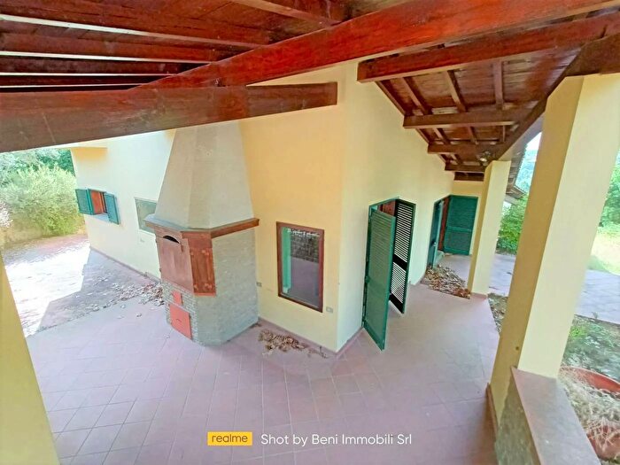 Casa con 10 locali in vendita in Via Poggio Ugolino Impruneta, Impruneta