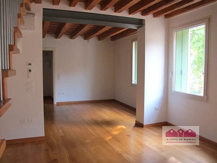 Appartamento quadrilocale in affitto in Contrà della Piarda, Vicenza