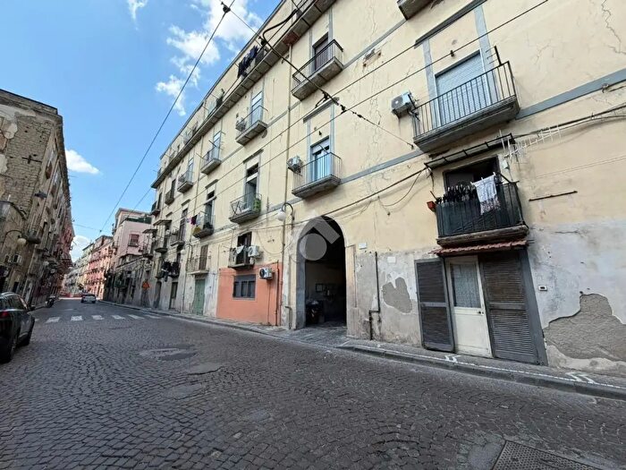 Appartamento con 5 locali in vendita in Corso San Giovanni a Teduccio, Napoli