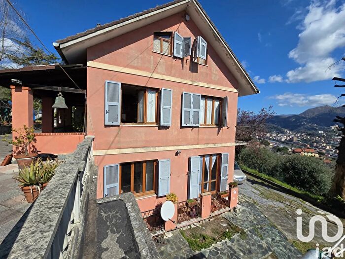 Casa con 20 locali in vendita in Salita della Costiera, Genova