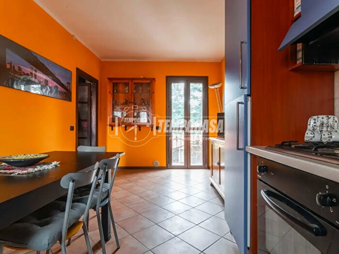 Appartamento quadrilocale in vendita in Via Camillo Benso Conte di Cavour, Olgiate Olona