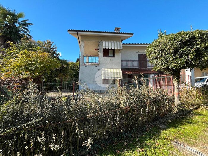 Case in Vendita e in Affitto - 3